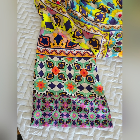 Zara Colorful Floral Kimono Robe - Picture 12 of 12